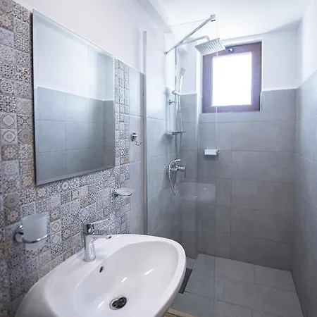 Polu-x Guest house