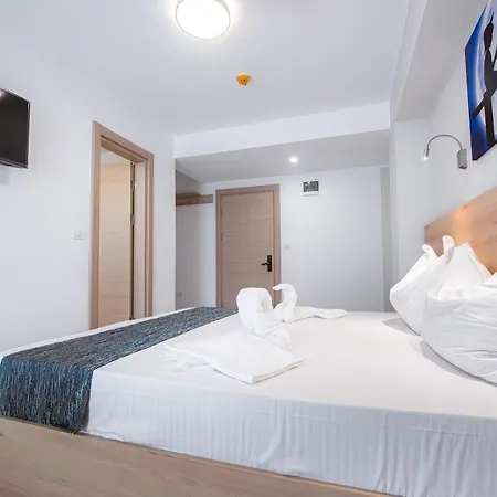 招待所 Polu-x 旧瓦马