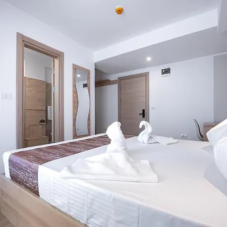 Polu-x Guest house Vama Veche