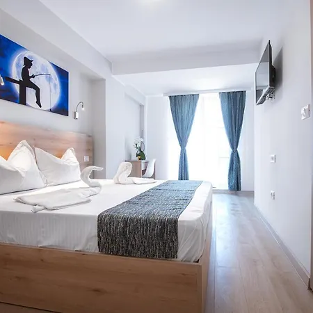 Polu-x Guest house Vama Veche